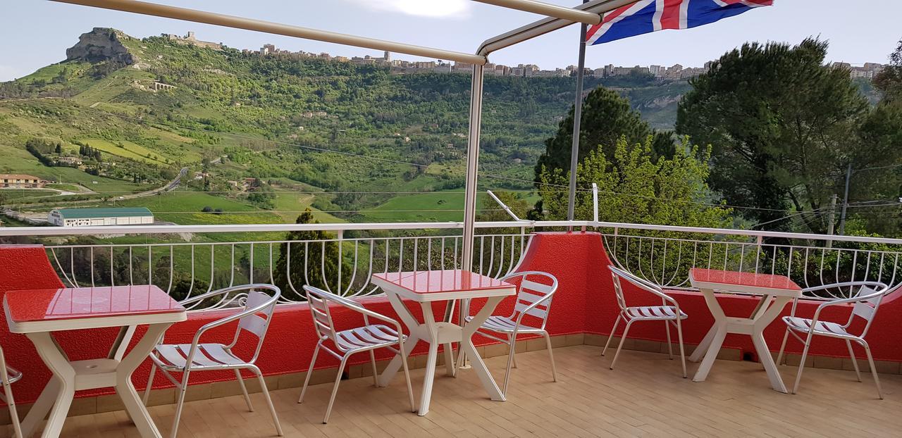 B&B Da Pietro Calascibetta Exterior photo