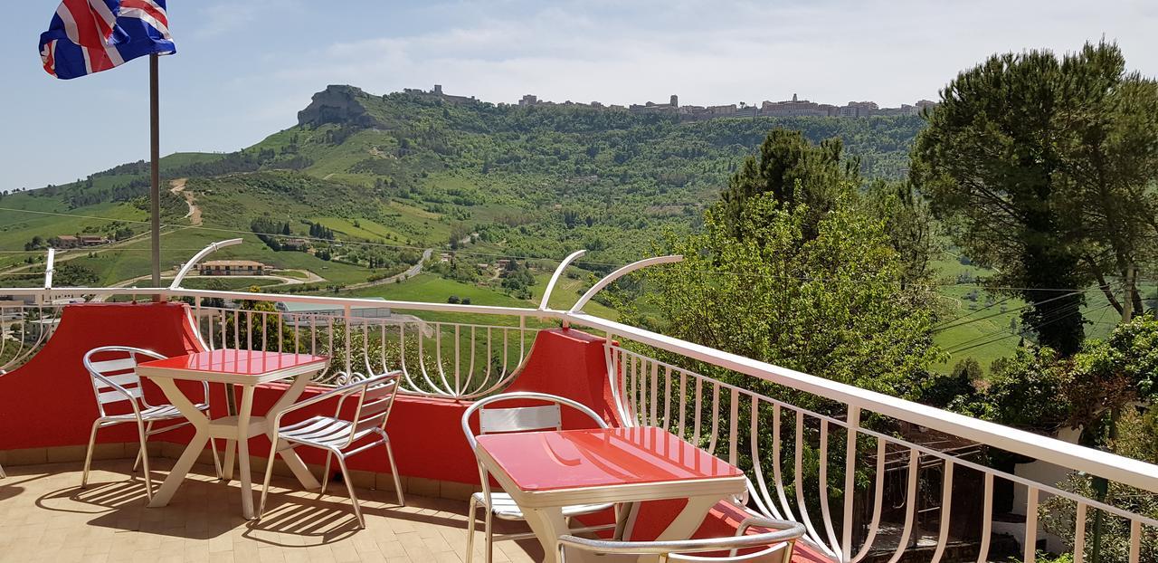 B&B Da Pietro Calascibetta Exterior photo